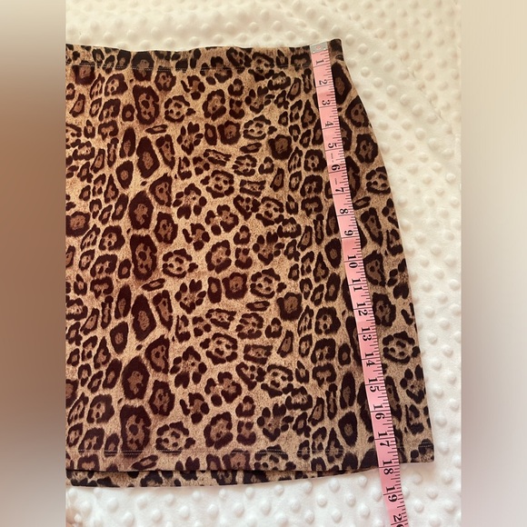 Skirt - Picture 5 of 5